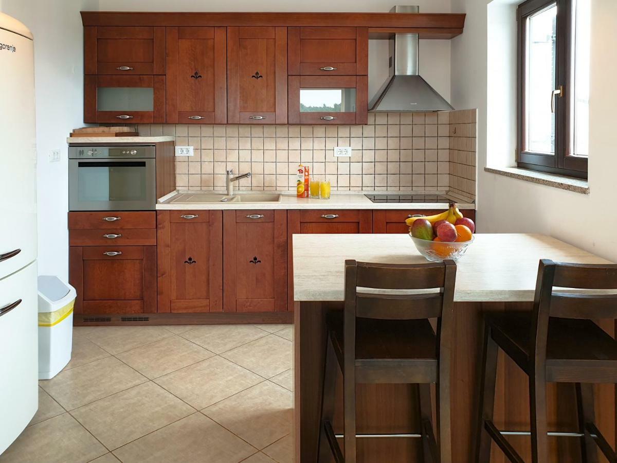 פרמנטורה Apartment Oliva Yourcroatiaholiday מראה חיצוני תמונה